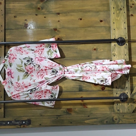 SHOW ME YOUR MUMU PINK FLORAL ROBE ONE SIZE - Picture 9 of 10